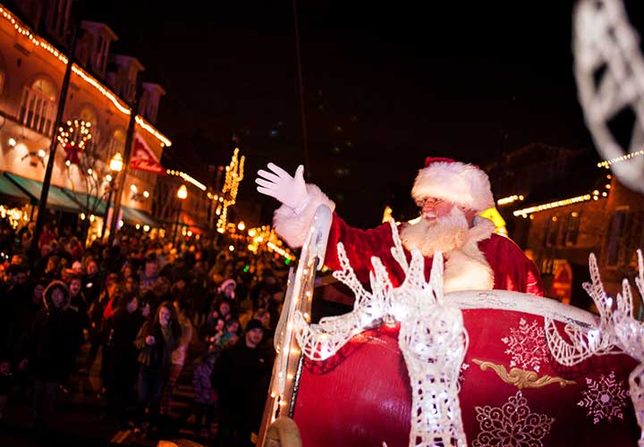Santa and Mrs Claus Sleigh Ride