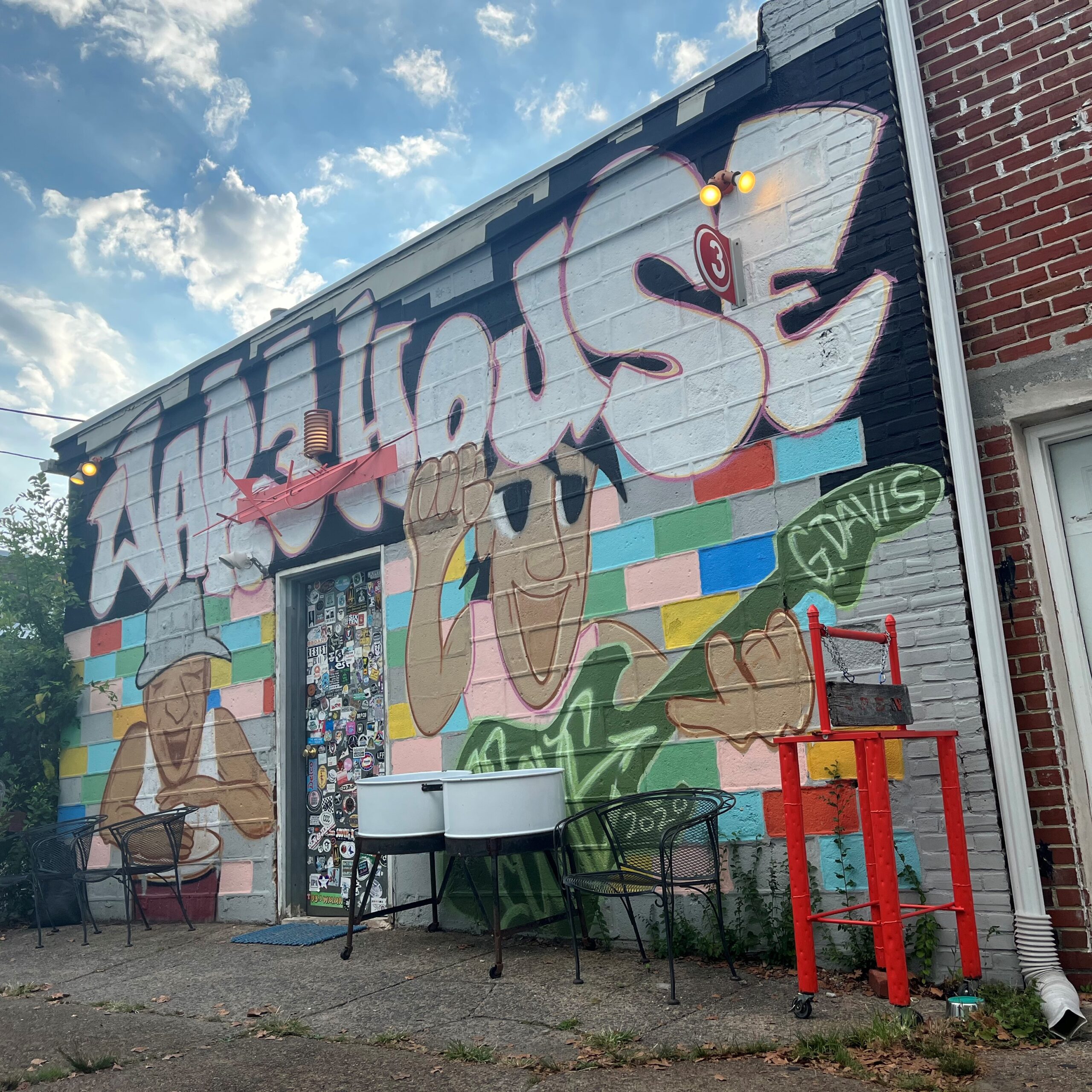 WaR3house3